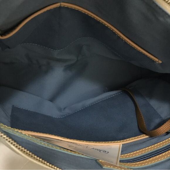 Disney Cruise Line Dooney & Bourke port hole Zip Top shopper Tote Bag - Picture 7 of 13